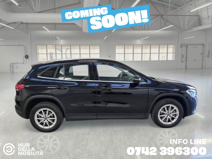 MERCEDES-BENZ GLA 180 d Automatic Business